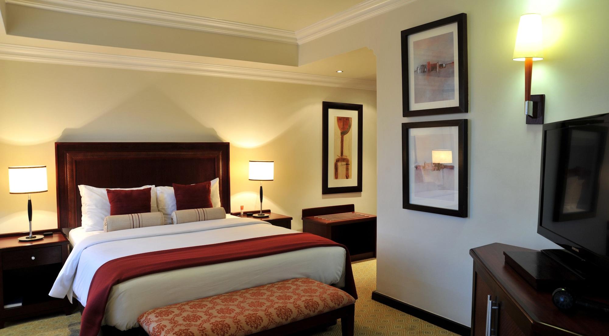 Cresta President Hotel Gaborone Esterno foto