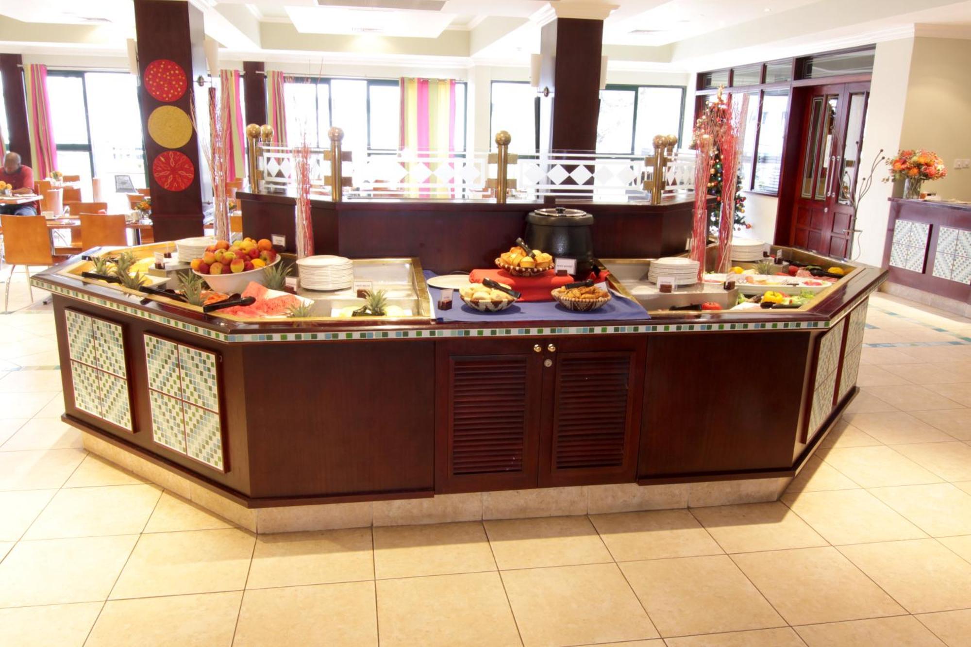 Cresta President Hotel Gaborone Esterno foto
