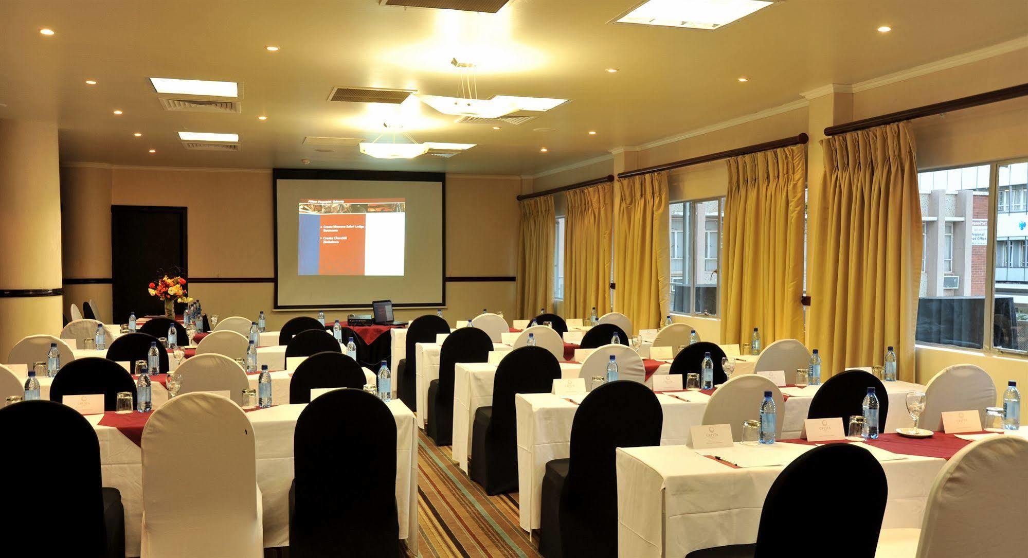 Cresta President Hotel Gaborone Esterno foto
